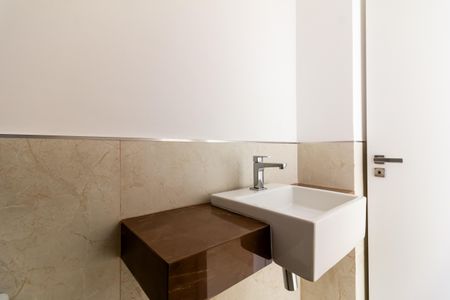 Apartamento à venda com 135m², 2 quartos e 2 vagasLavabo