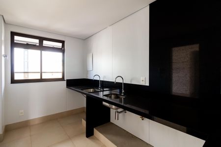 Apartamento à venda com 135m², 2 quartos e 2 vagasCozinha