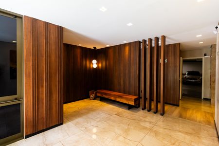 Apartamento à venda com 135m², 2 quartos e 2 vagasEntrada