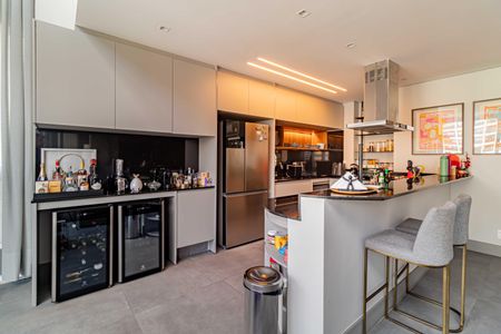 Apartamento à venda com 210m², 2 quartos e 3 vagasCozinha