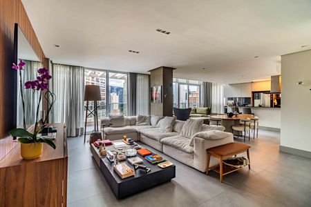 Apartamento à venda com 210m², 2 quartos e 3 vagasSala