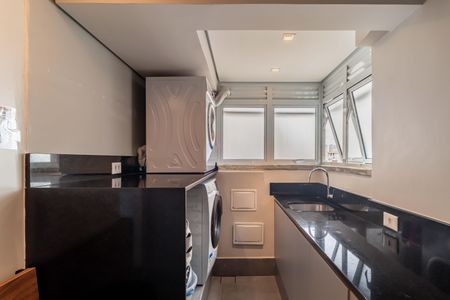 Apartamento à venda com 210m², 2 quartos e 3 vagasLavanderia
