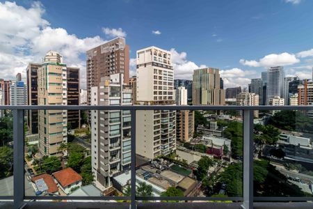 Apartamento à venda com 210m², 2 quartos e 3 vagasSala - Varanda