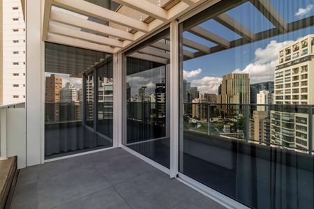 Apartamento à venda com 210m², 2 quartos e 3 vagasSala - Varanda