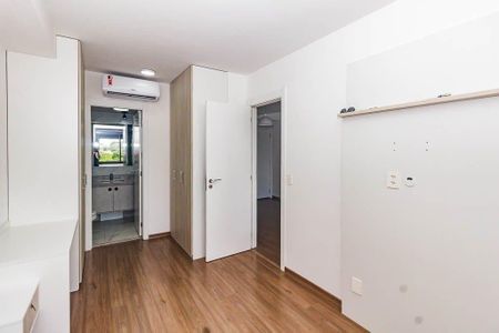 Quarto  de apartamento para alugar com 1 quarto, 51m² em Petrópolis, Porto Alegre