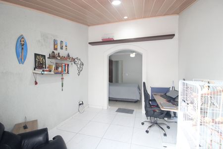 Quarto 1 de casa para alugar com 2 quartos, 180m² em Jardim Satelite, São Paulo