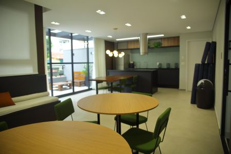 Studio para alugar com 40m², 1 quarto e 1 vagaÁrea comum - Salão de festas