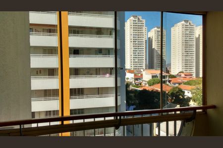 Apartamento à venda com 98m², 3 quartos e 1 vagaVaranda