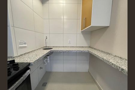 Apartamento para alugar com 35m², 2 quartos e sem vaga Apartamento para alugar com 35m², 2 quartos e sem vagaCozinha e Área de Serviço