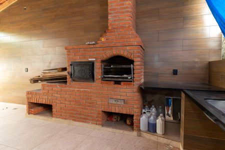 Apartamento para alugar com 40m², 2 quartos e 1 vagaÁrea comum - Churrasqueira