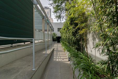Apartamento para alugar com 70m², 1 quarto e 1 vaga Apartamento para alugar com 70m², 1 quarto e 1 vagaÁrea comum - Piscina