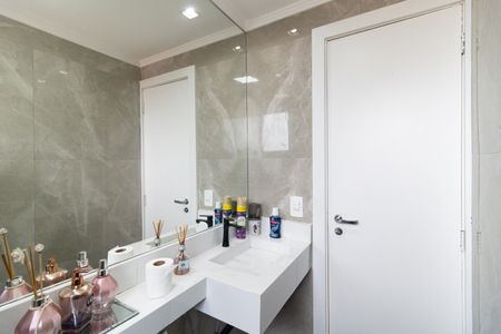 Apartamento à venda com 42m², 2 quartos e 1 vagaBanheiro 