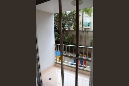 Apartamento à venda com 90m², 4 quartos e 1 vagaFoto 01