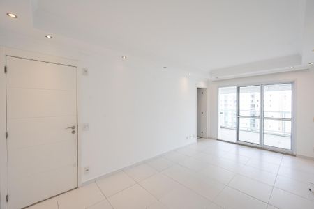 Apartamento à venda com 78m², 2 quartos e 1 vaga Apartamento à venda com 78m², 2 quartos e 1 vagaSala