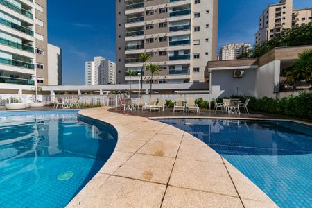 Apartamento à venda com 78m², 2 quartos e 1 vaga Apartamento à venda com 78m², 2 quartos e 1 vagaPiscina