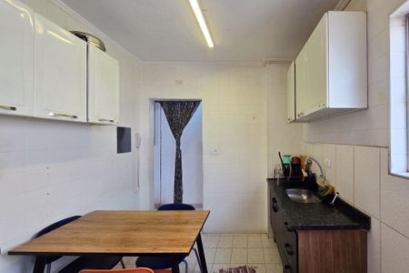 Apartamento para alugar com 61m², 2 quartos e 1 vagaCozinha 