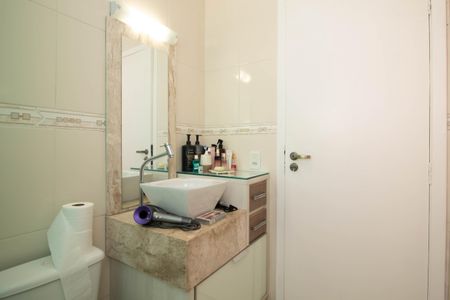 Casa à venda com 300m², 3 quartos e 4 vagas Casa à venda com 300m², 3 quartos e 4 vagasBanheiro da Suíte