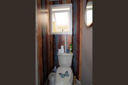 Casa à venda com 300m², 3 quartos e 4 vagas Casa à venda com 300m², 3 quartos e 4 vagasÁrea de Serviço