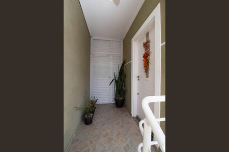 Casa à venda com 300m², 3 quartos e 4 vagas Casa à venda com 300m², 3 quartos e 4 vagasHall de entrada