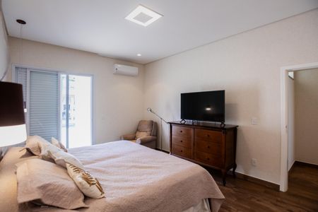 Casa de condomínio à venda com 430m², 3 quartos e 5 vagasSuíte Master