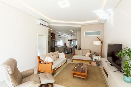 Casa de condomínio à venda com 430m², 3 quartos e 5 vagasSala 2