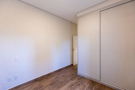 Casa de condomínio à venda com 430m², 3 quartos e 5 vagasSuíte 2 