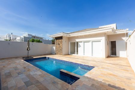 Casa de condomínio à venda com 430m², 3 quartos e 5 vagasPiscina