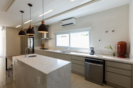 Casa de condomínio à venda com 430m², 3 quartos e 5 vagasCozinha