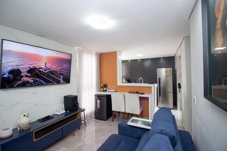 Sala de apartamento à venda com 2 quartos, 45m² em Kennedy, Contagem