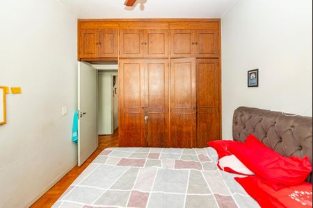 Apartamento à venda com 112m², 4 quartos e 1 vagaQuarto 2