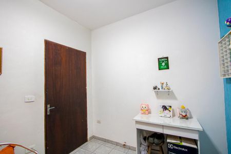 Casa à venda com 198m², 3 quartos e 2 vagasQuarto 2