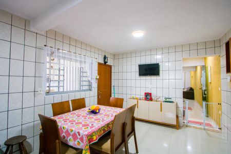 Casa à venda com 198m², 3 quartos e 2 vagasCopa/Cozinha