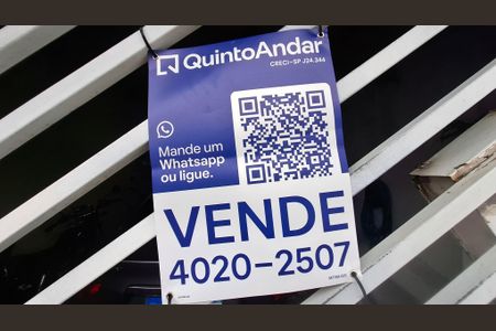 Casa à venda com 198m², 3 quartos e 2 vagasPlaquinha