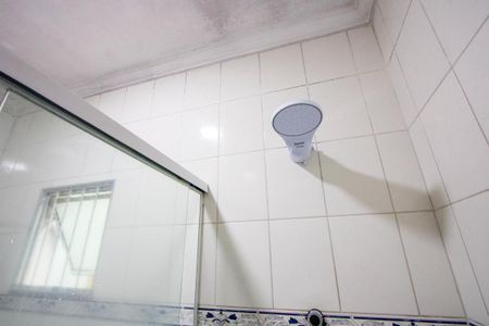 Casa à venda com 198m², 3 quartos e 2 vagasBanheiro social 2