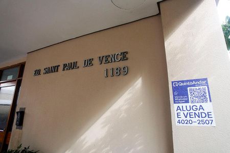 Apartamento à venda com 120m², 2 quartos e 1 vagaPlaquinha