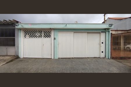 Casa para alugar com 250m², 2 quartos e 3 vagasFachada 