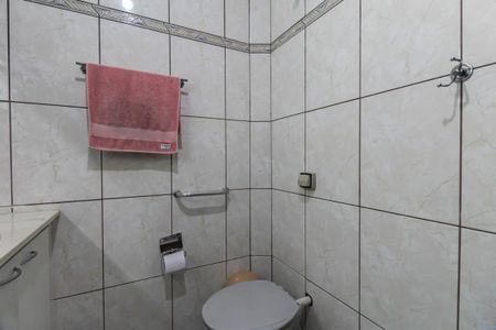 Casa para alugar com 250m², 2 quartos e 3 vagasBanheiro