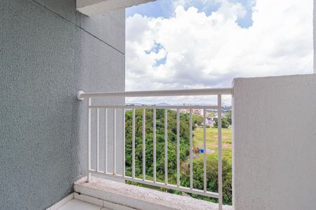 Sacada de apartamento para alugar com 2 quartos, 47m² em Jardim Santa Tereza, Carapicuíba