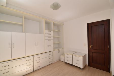 Apartamento para alugar com 100m², 2 quartos e 2 vagasQuarto 2