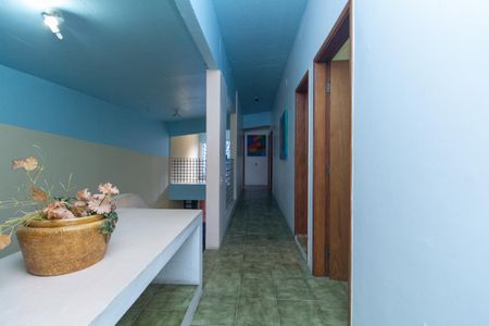 Casa à venda com 485m², 5 quartos e 3 vagasCorredor