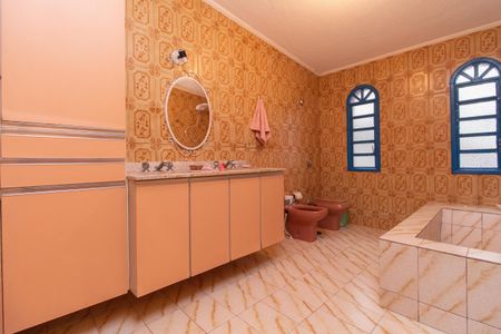 Casa à venda com 485m², 5 quartos e 3 vagasBanheiro