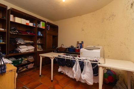 Casa à venda com 485m², 5 quartos e 3 vagasÁrea de Serviço