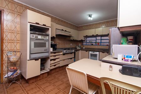 Casa à venda com 485m², 5 quartos e 3 vagasCozinha