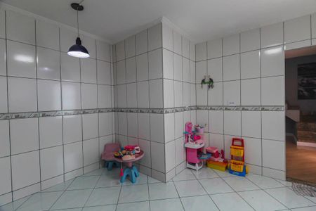 Casa para alugar com 50m², 2 quartos e 2 vagasCozinha