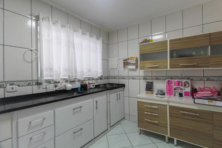 Casa para alugar com 50m², 2 quartos e 2 vagasCozinha
