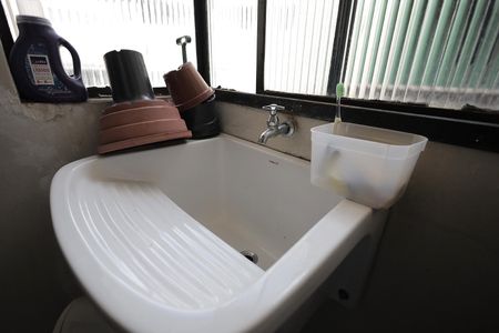 Apartamento à venda com 67m², 2 quartos e 1 vaga Apartamento à venda com 67m², 2 quartos e 1 vagaÁrea de Serviço