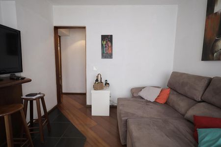 Apartamento à venda com 67m², 2 quartos e 1 vaga Apartamento à venda com 67m², 2 quartos e 1 vagaSala