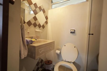 Apartamento à venda com 67m², 2 quartos e 1 vaga Apartamento à venda com 67m², 2 quartos e 1 vagaBanheiro