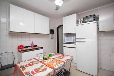 Casa para alugar com 315m², 3 quartos e sem vagaCozinha