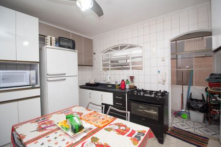 Casa para alugar com 315m², 3 quartos e sem vagaCozinha